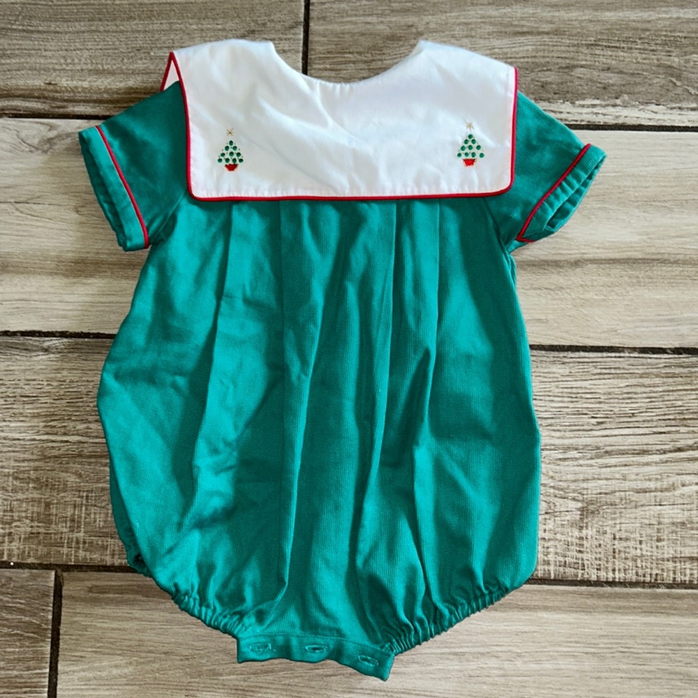 Sophie & Lucas Christmas outfit